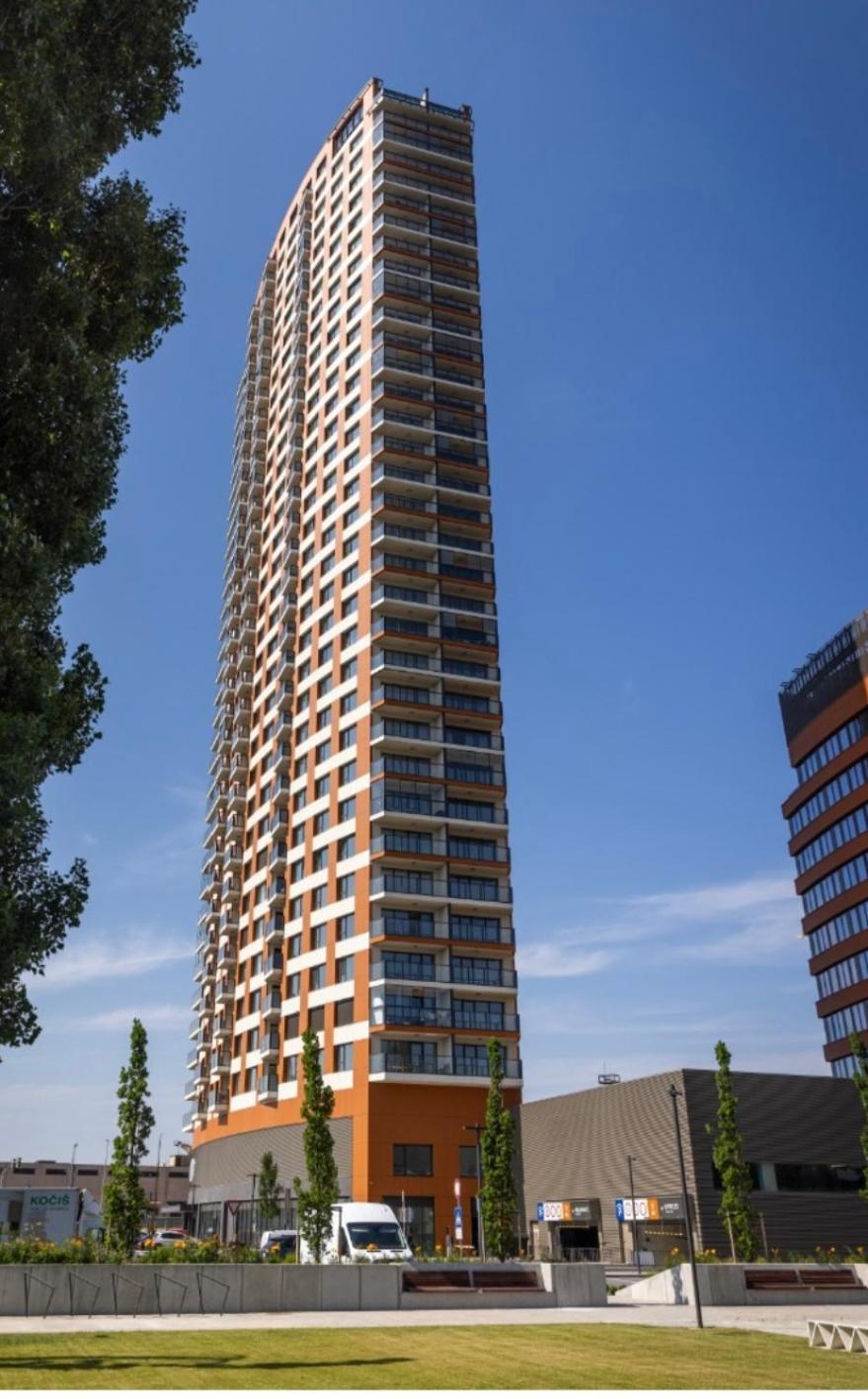Klinger Apartment Братислава Экстерьер фото